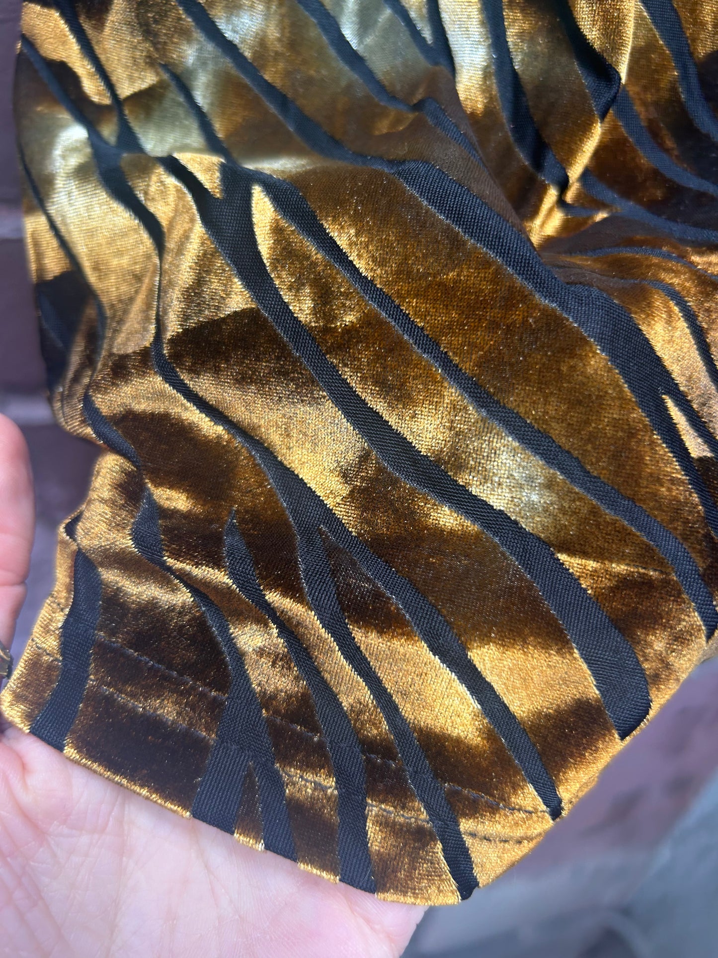 90’s Vintage Tiger Velvet Burn Out Tank / Size L