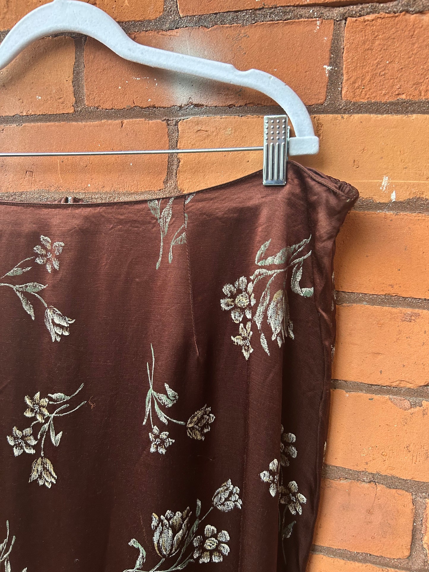 90’s Vintage Brown Floral Satin Midi Skirt / 40-44 Waist