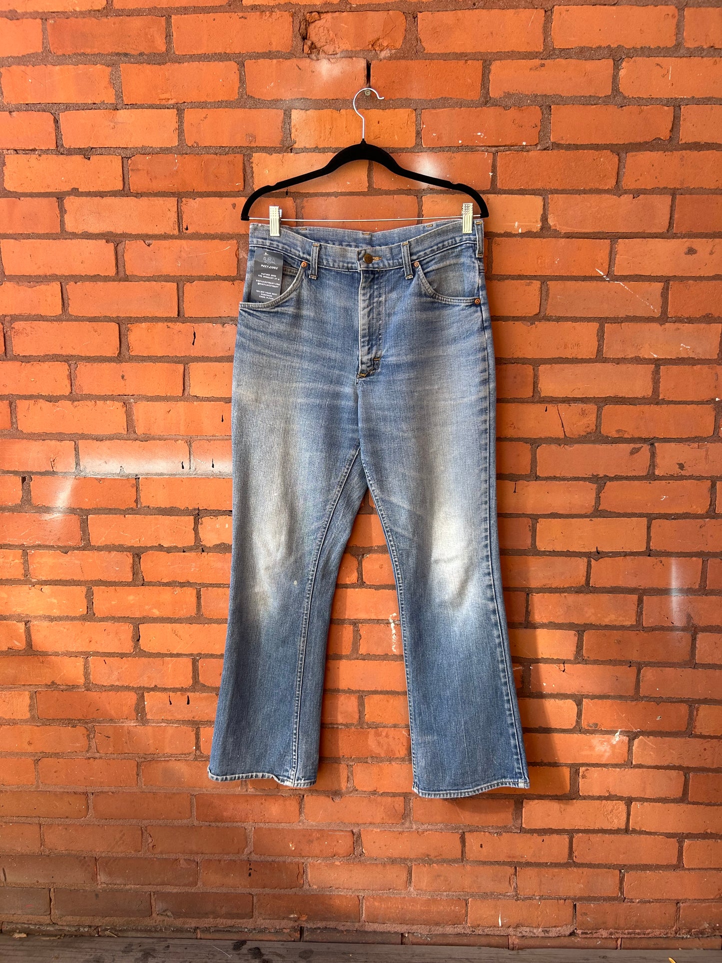 80’s Vintage Lee Faded Blue Bootcut Jeans / 34 Waist