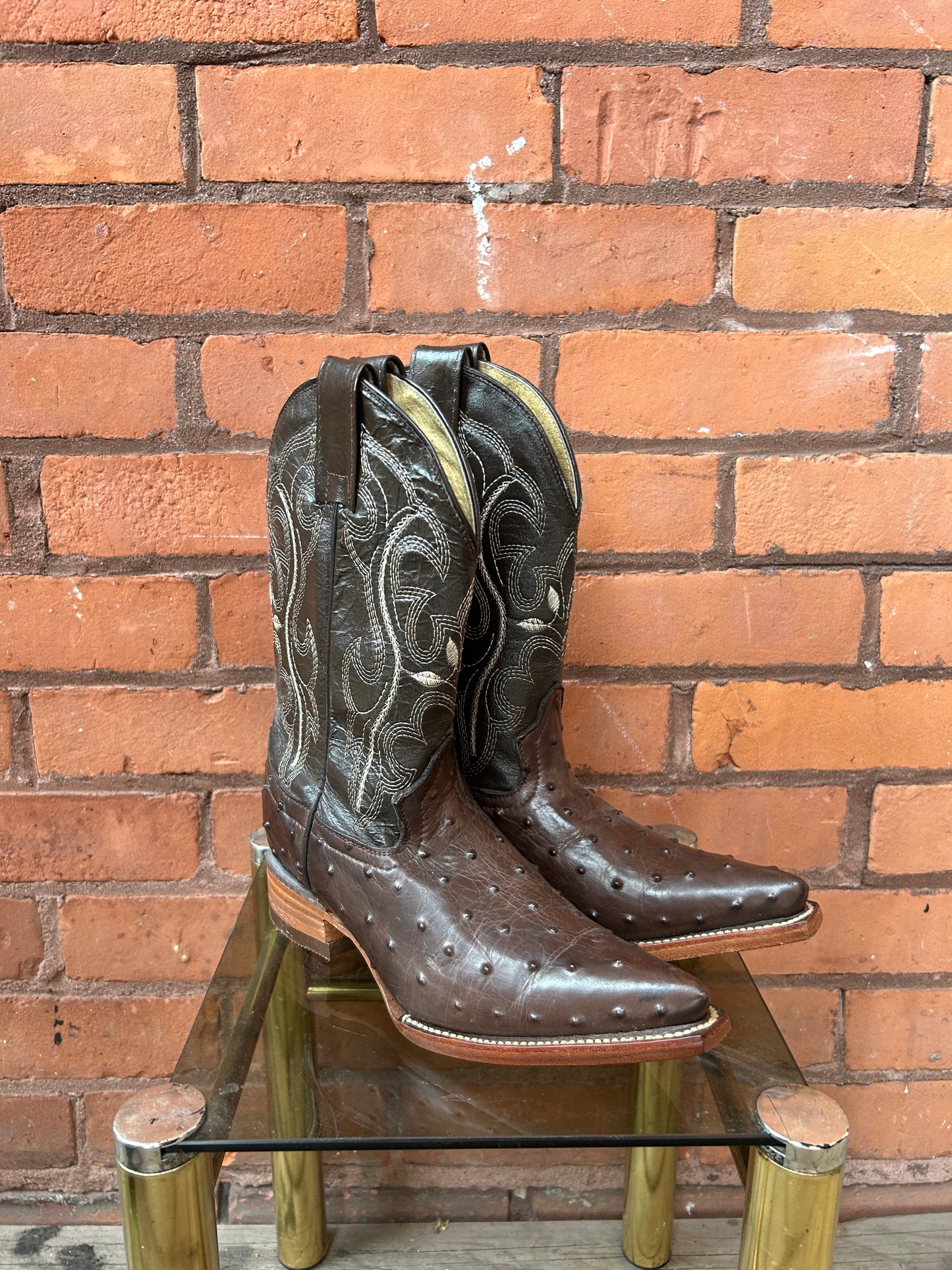 90’s Vintage Brown Ostrich Leather Cowboy Boots / Size 6.5