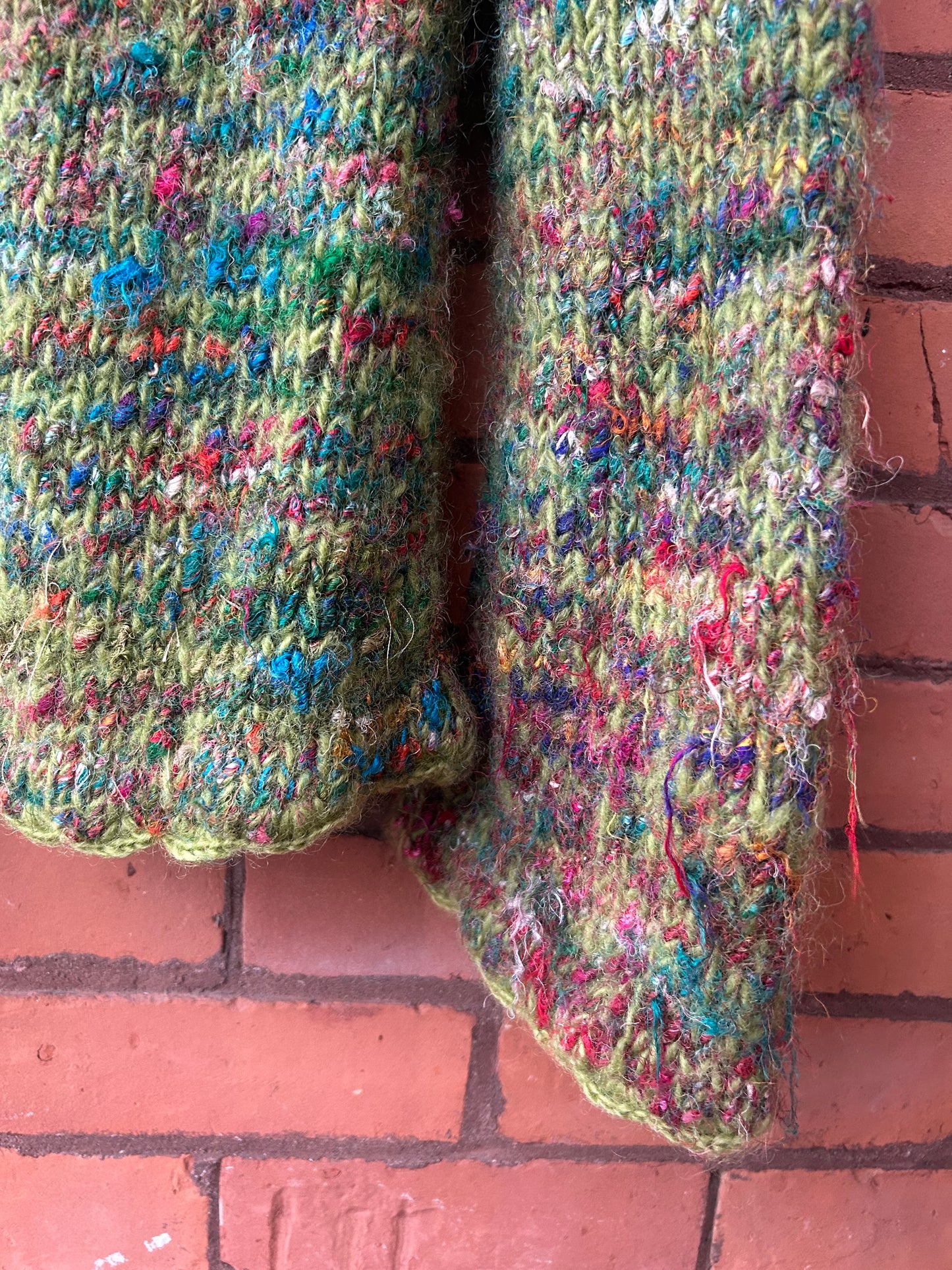 90’s Vintage Green & Rainbow Chunky Wool Cardigan / Size M