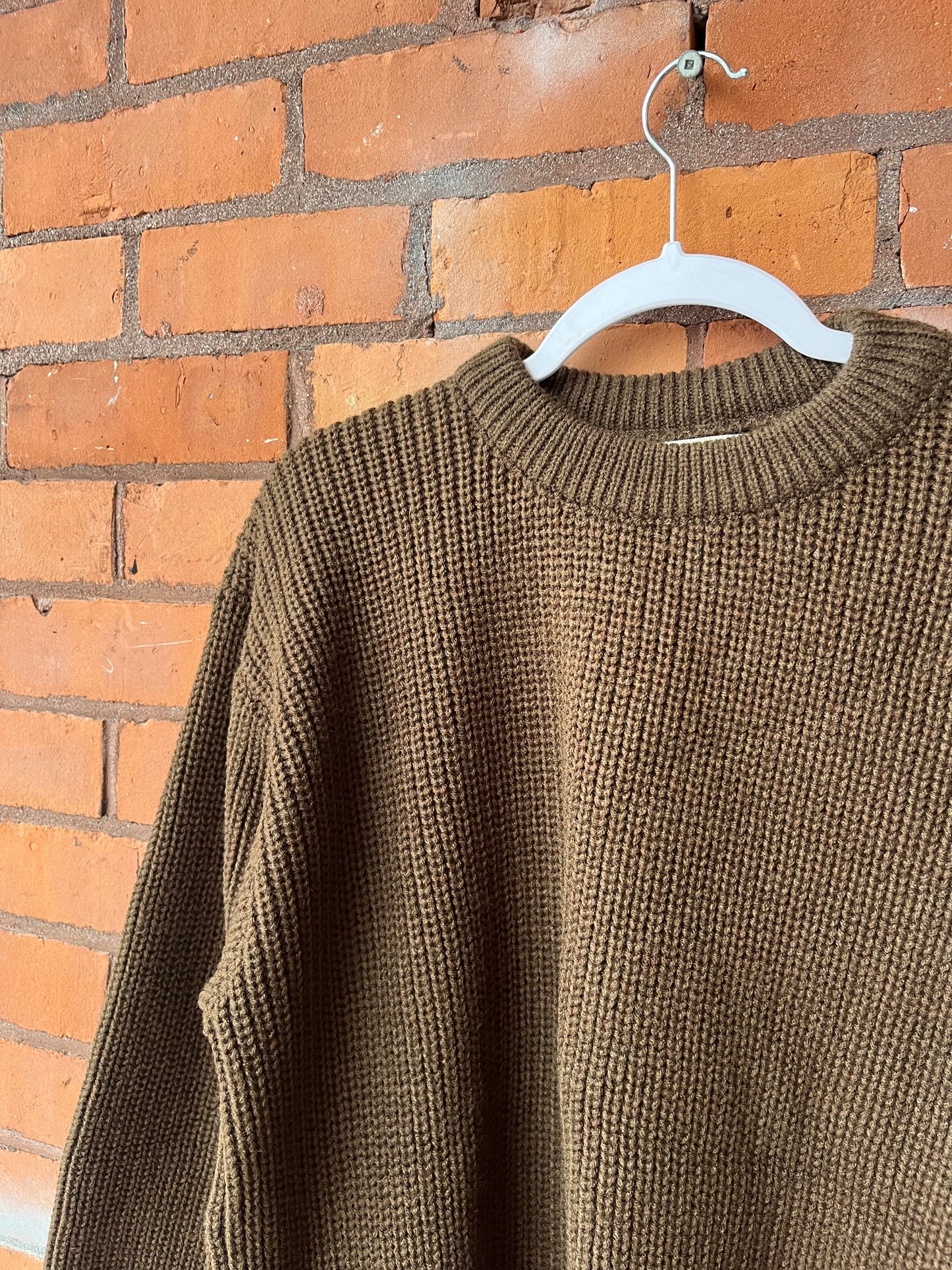 90’s Vintage Brown Chunky Knit Sweater / Size XL