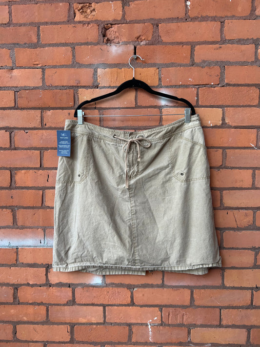 Y2K Vintage Beige Cargo Mini Skort / 40 Waist