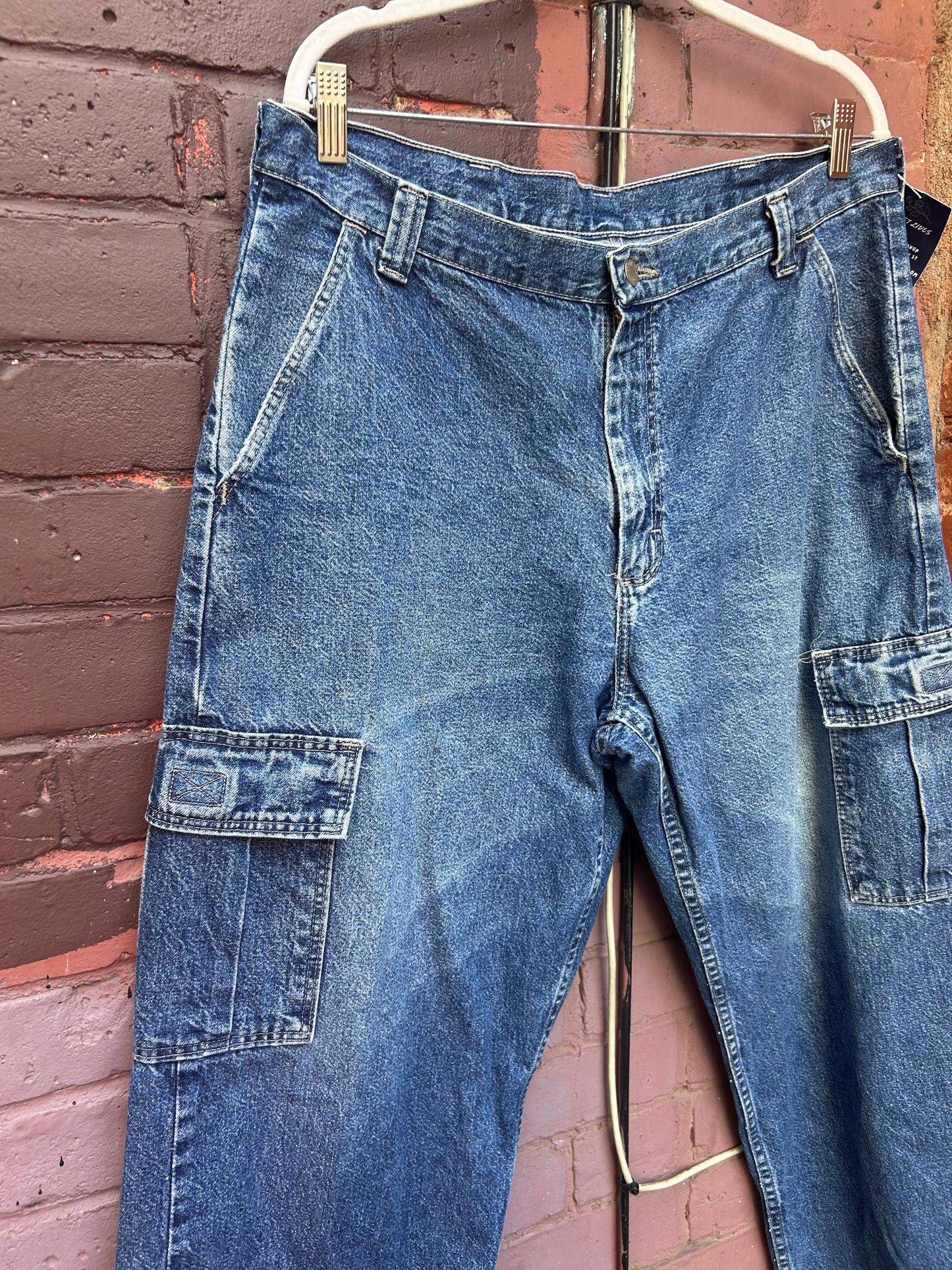 Y2K Vintage Baggy Faded Blue Cargo Jeans / 36 Waist