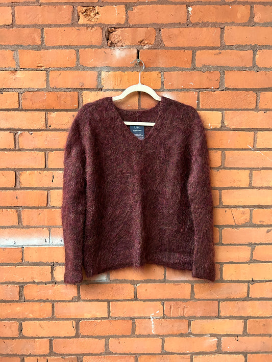 90’s Vintage Burgundy Mohair Vneck Sweater / Size M