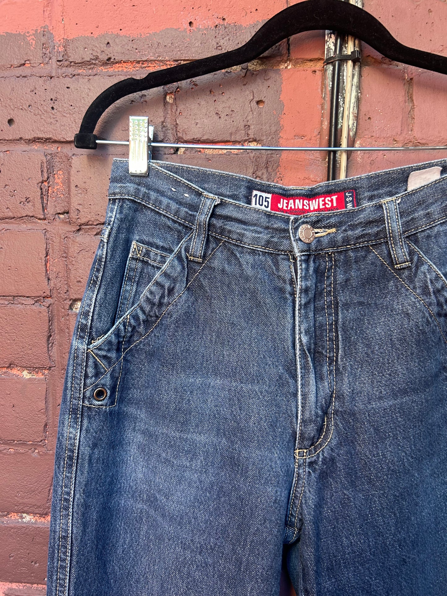 Y2K Vintage Dark Straight Leg Jeans / 28 Waist