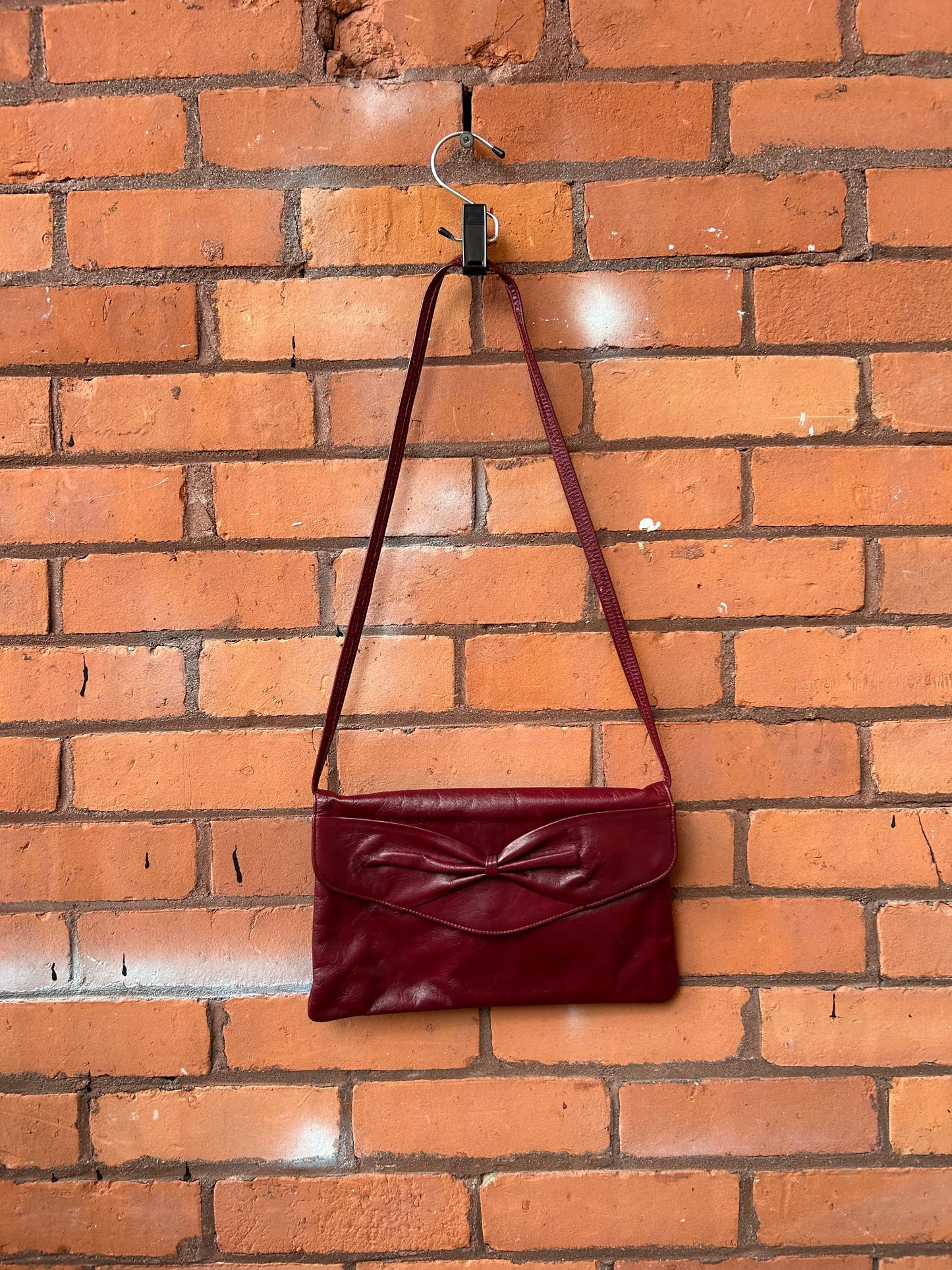 80’s Vintage Burgundy Leather Bow Clutch Purse