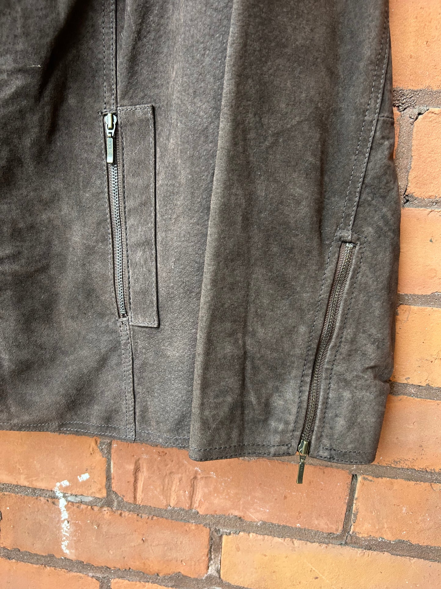 90’s Vintage Dark Brown Suede Zip Up Jacket / Size XL