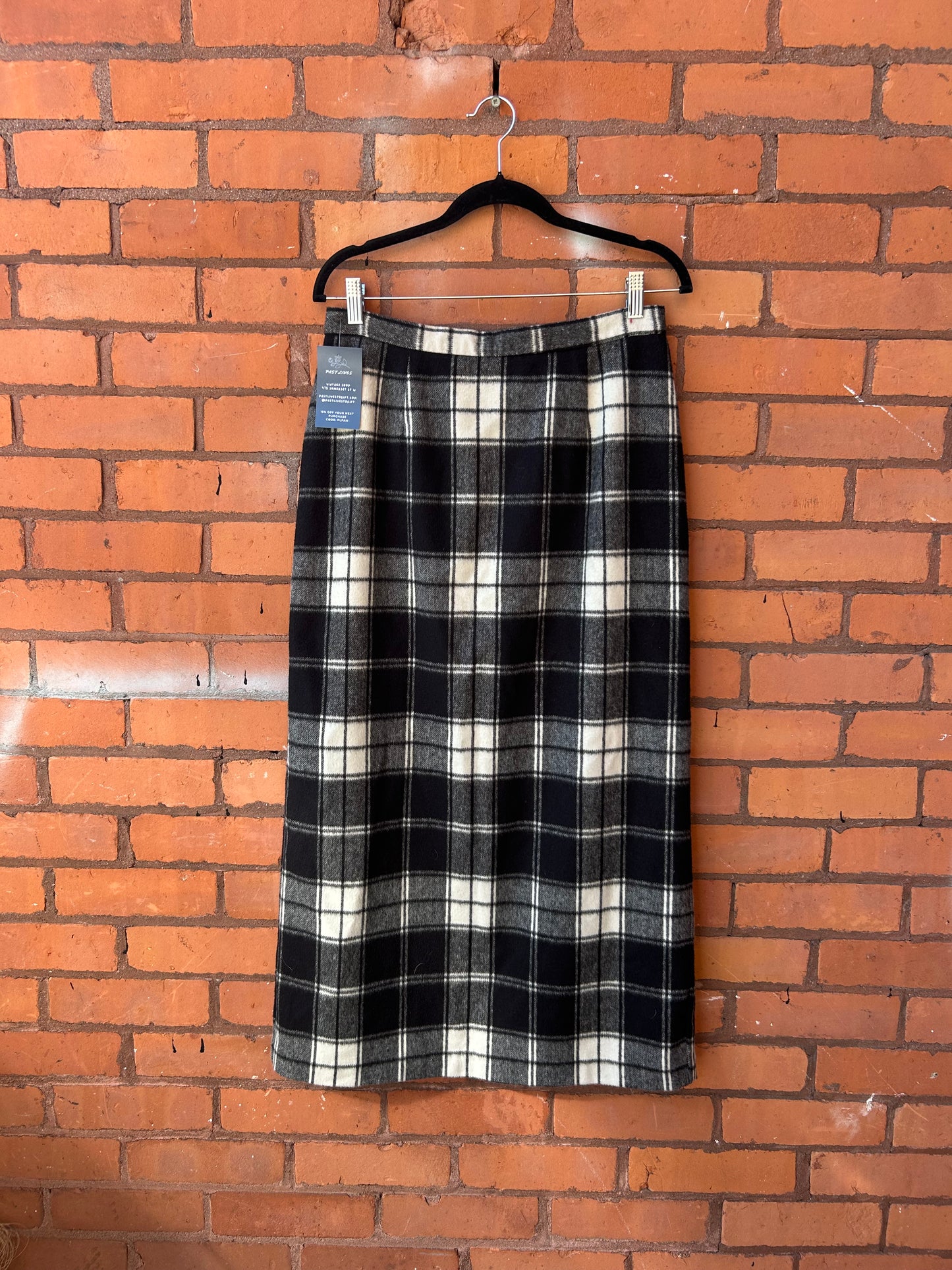 90’s Vintage Black & White Plaid Wool Blend Maxi Skirt / 30 Waist