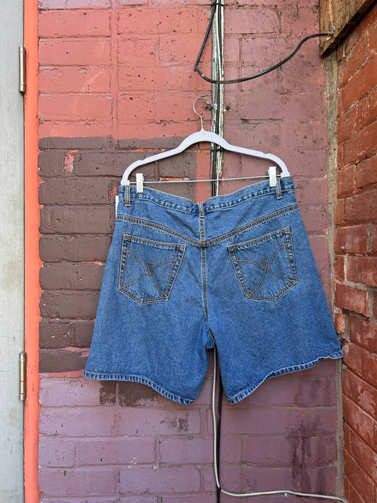 90’s Vintage Blue Mid Length Denim Shorts / 38 waist