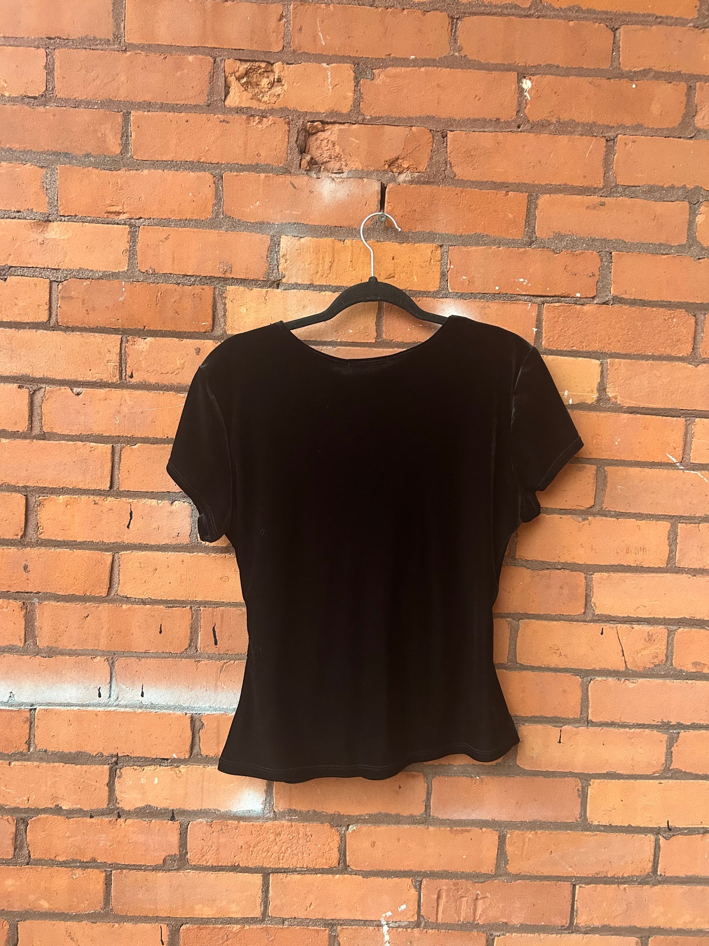 90’s Vintage Black Velvet V-Neck Tee / Size L