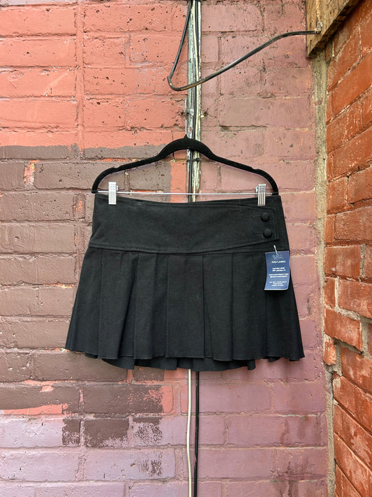 Y2K Vintage Aritzia Black Low Rise Pleated Mini Skirt / 34 Waist