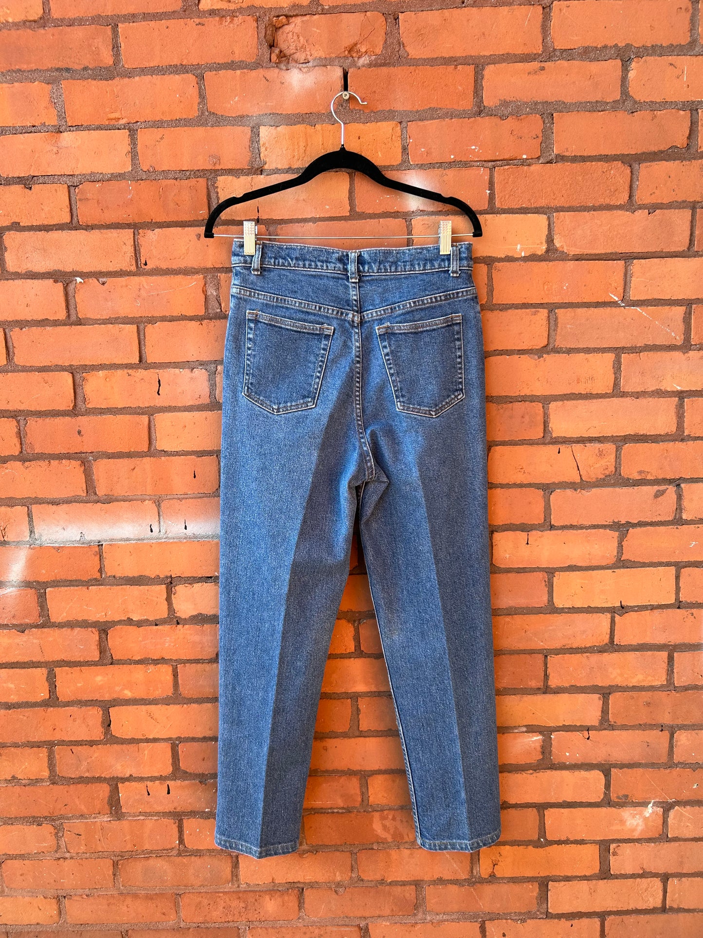 90’s Vintage Slim Straight Leg High Waist Jeans / 30 Waist