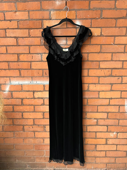 90’s Vintage Black Velvet & Silk Flutter Sleeve Maxi Dress / Size XXL