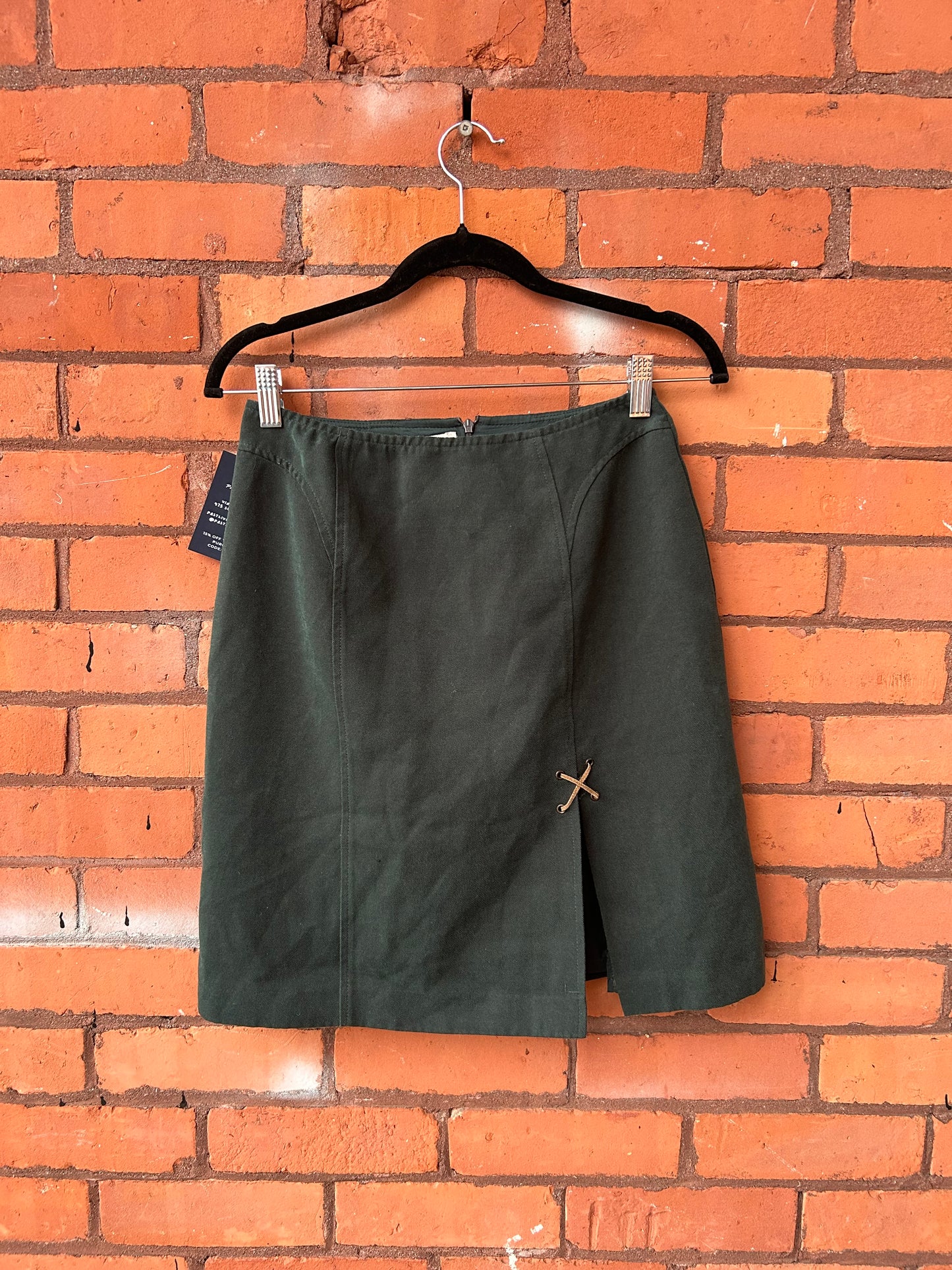 90’s Vintage Forest Green Mini Skirt / 26 Waist