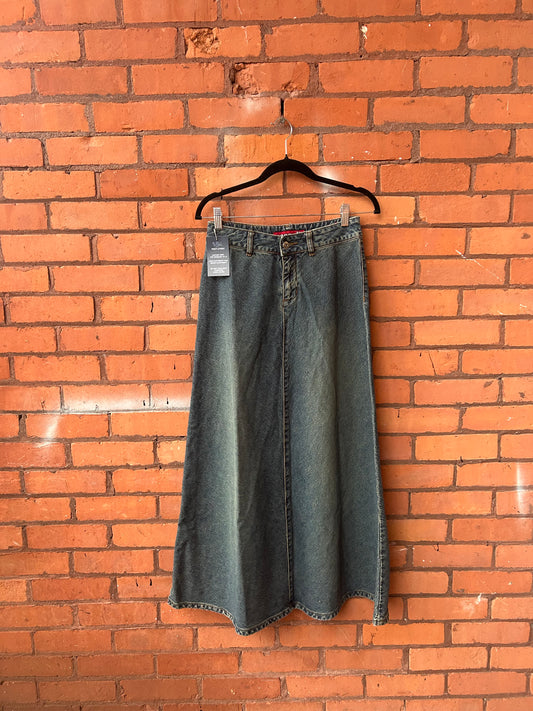 90’s Vintage Denim A-line Maxi Skirt / 26 Waist