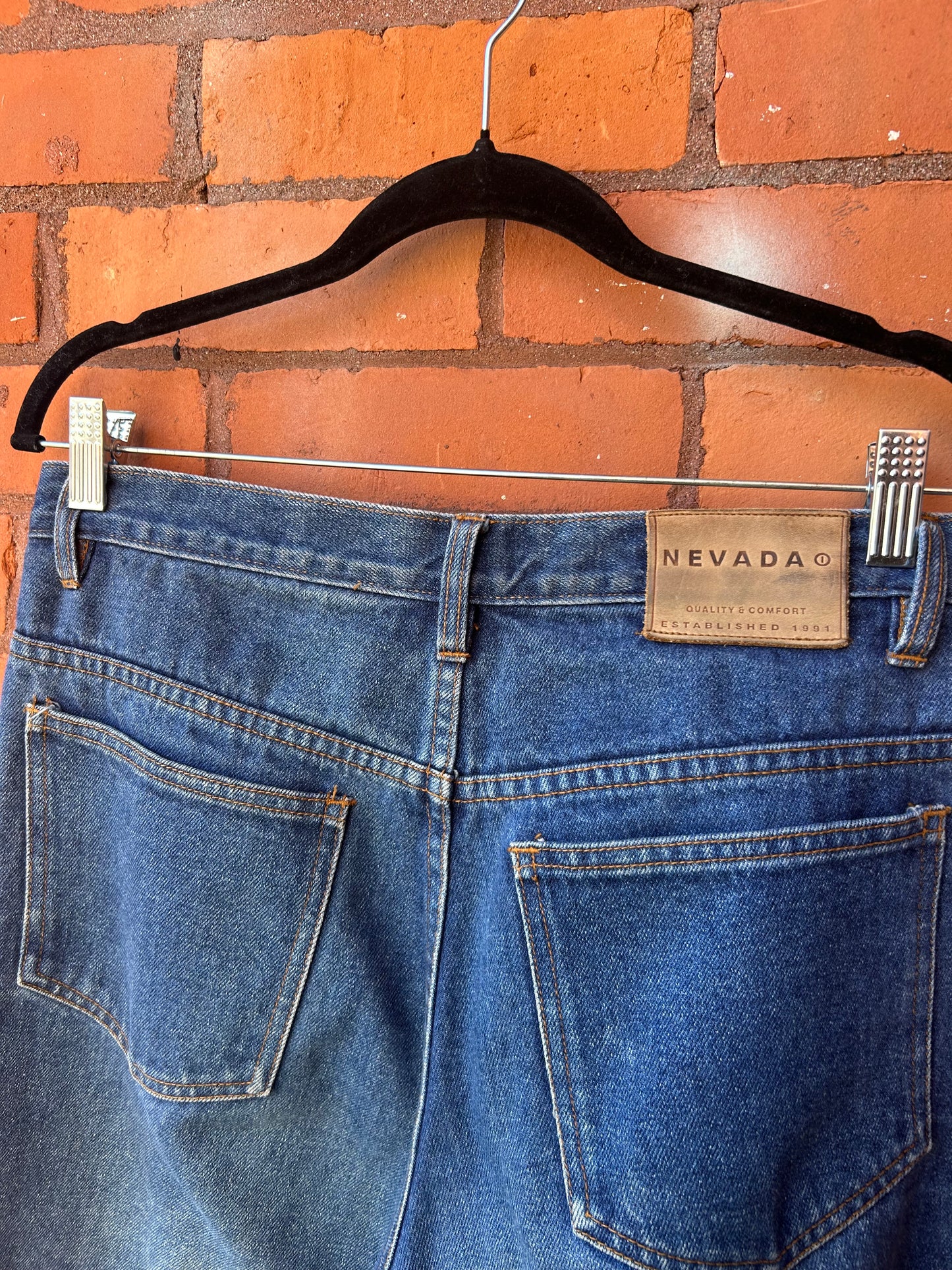 90’s Vintage Blue High Waist Straight Leg Jeans / 32 Waist