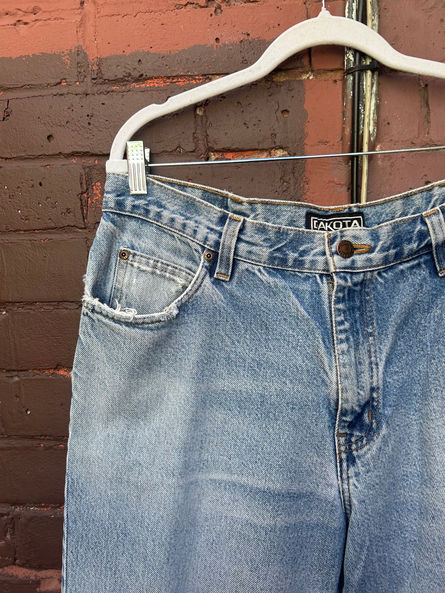 90's Vintage Light Wash Distressed Baggy Jeans / 38 Waist