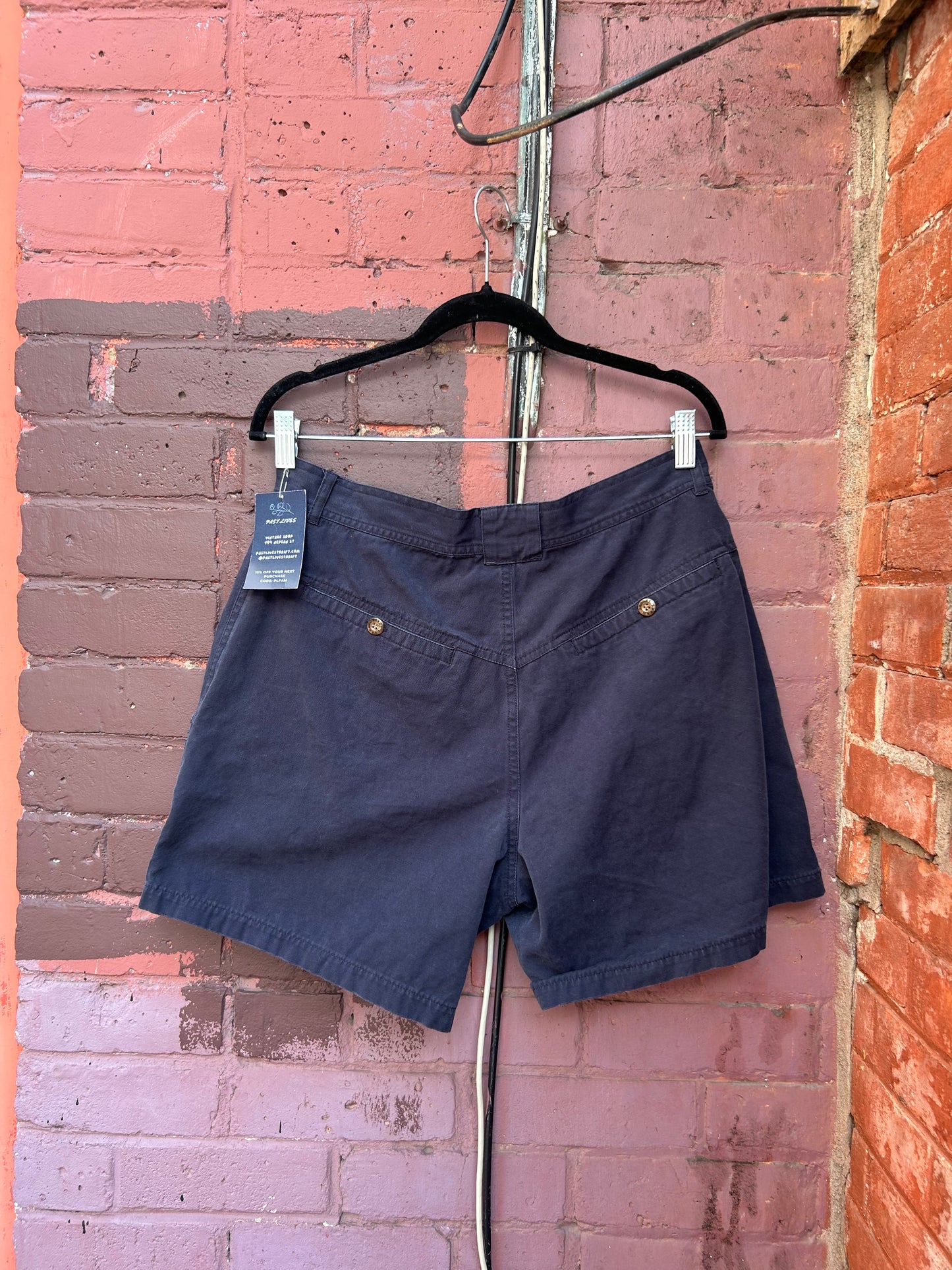 Y2K Vintage Navy Cotton Cargo Shorts / 32 Waist