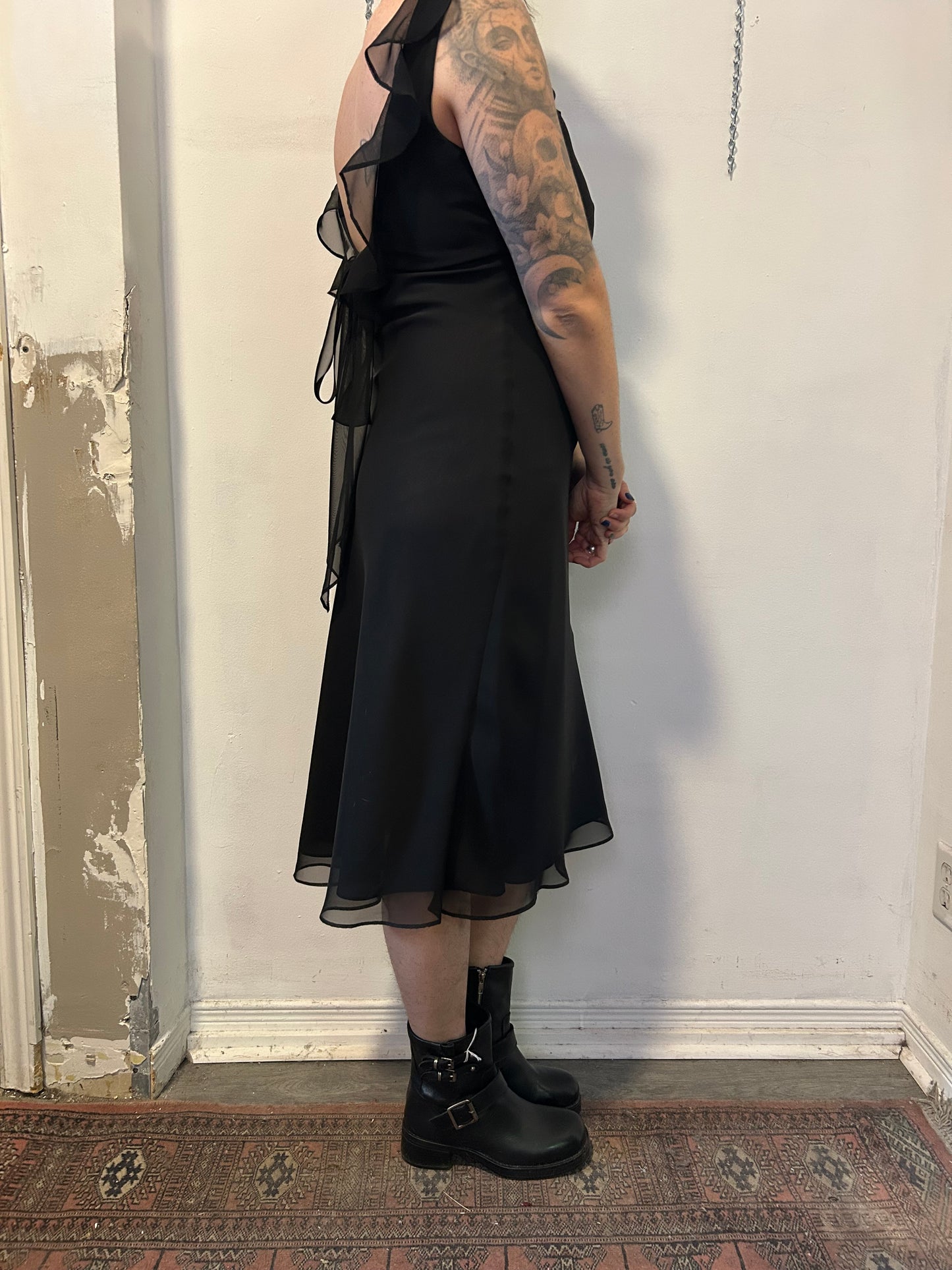 90’s Vintage Black Ruffle Bow Dress / Size 10