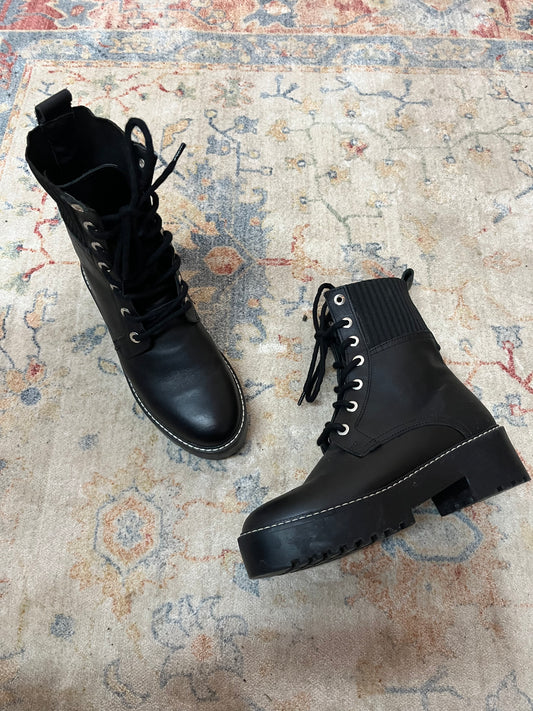 Modern Mango Black Leather Chunky Lace Up Boots / Size 7.5
